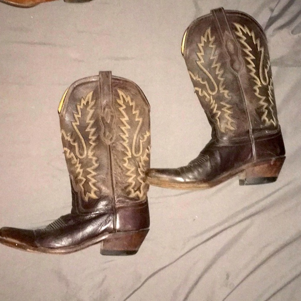Old west leather boots